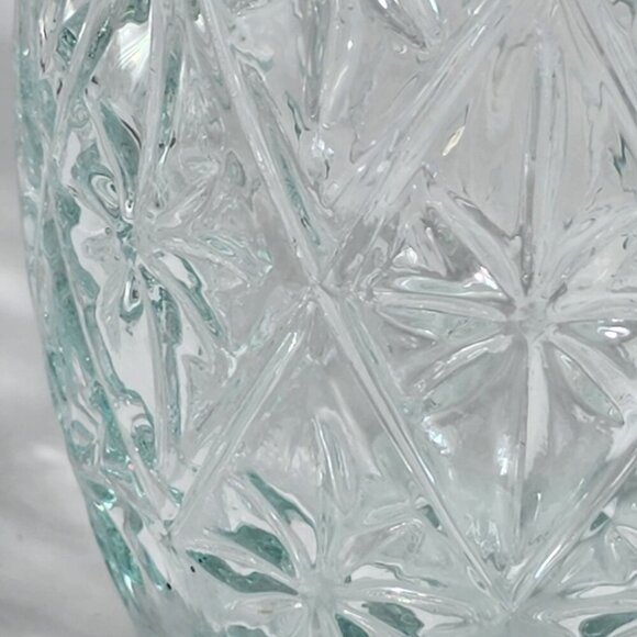 Starburst Daisy In Triangles Cut Glass Decanter With Stopper and Cork Vintage - Picture 9 of 11